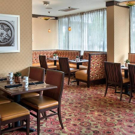Marriott Saddle Brook Hotell Eksteriør bilde