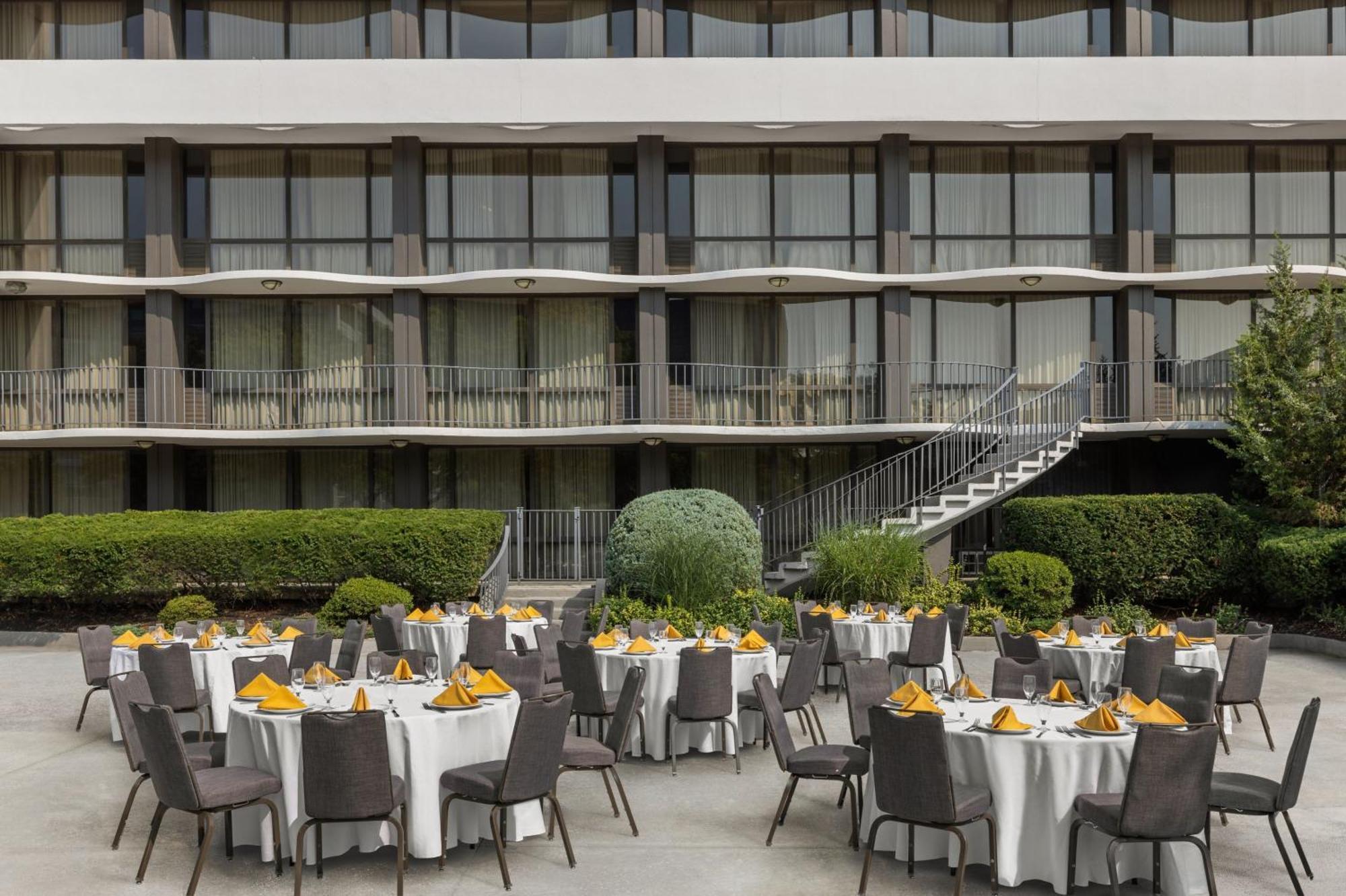 Marriott Saddle Brook Hotell Eksteriør bilde